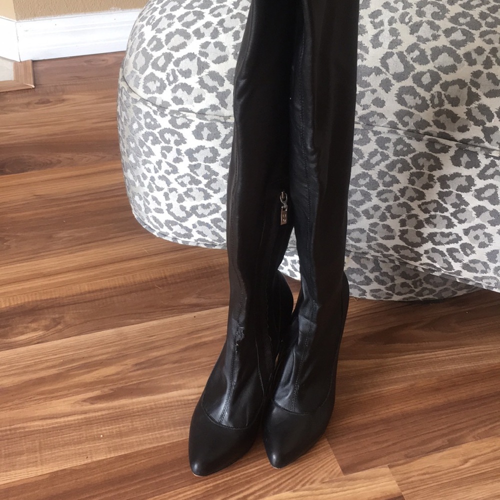Thigh high 4.5 inch black zip boots size 8